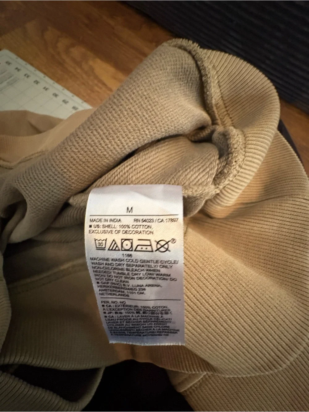 Banana Republic Men's Beige Crewneck Sweater with Textured Front Logo Medium